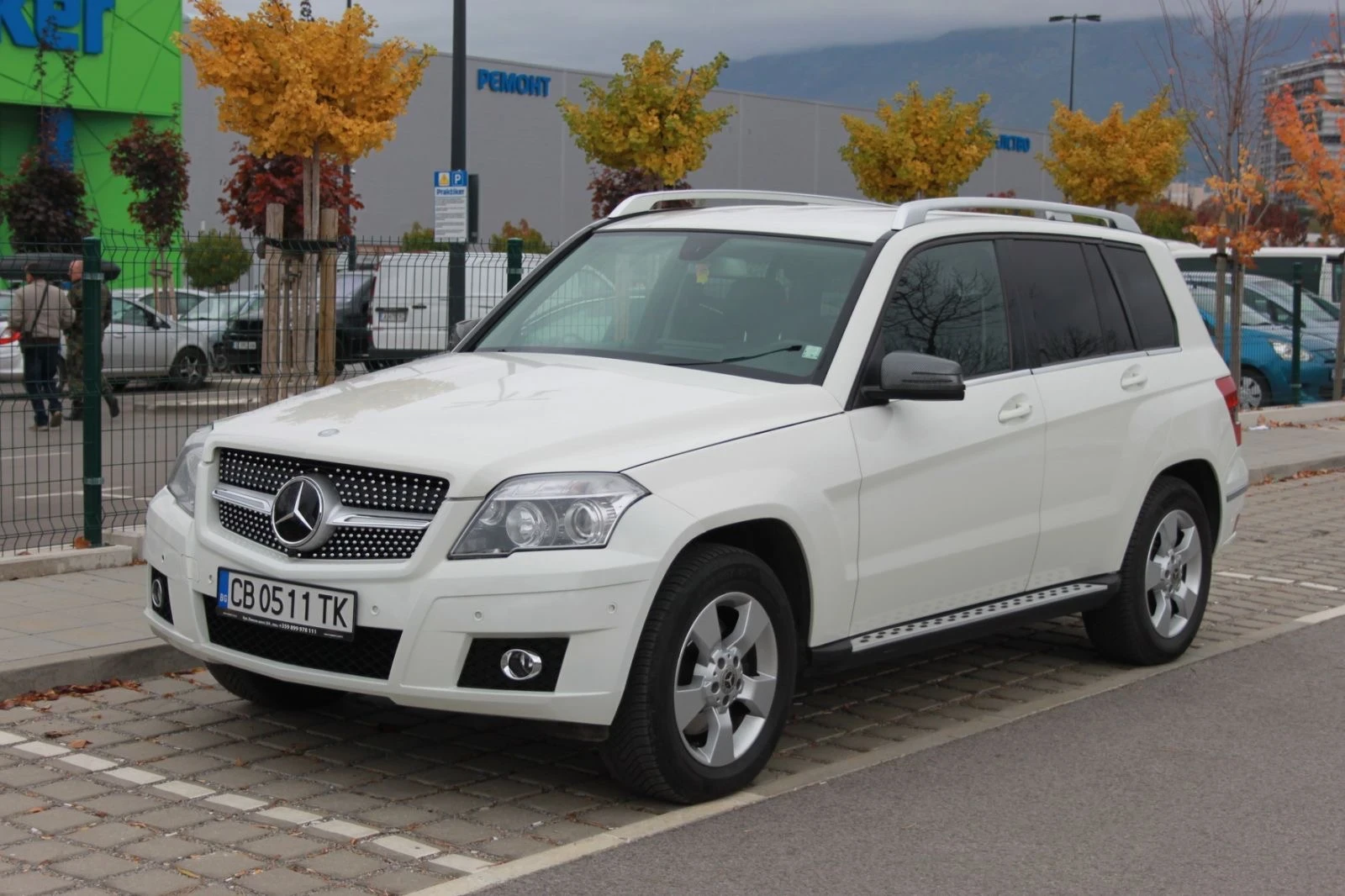 Mercedes-Benz GLK 350 4 matic, снимка 5 - Автомобили и джипове - 54826412