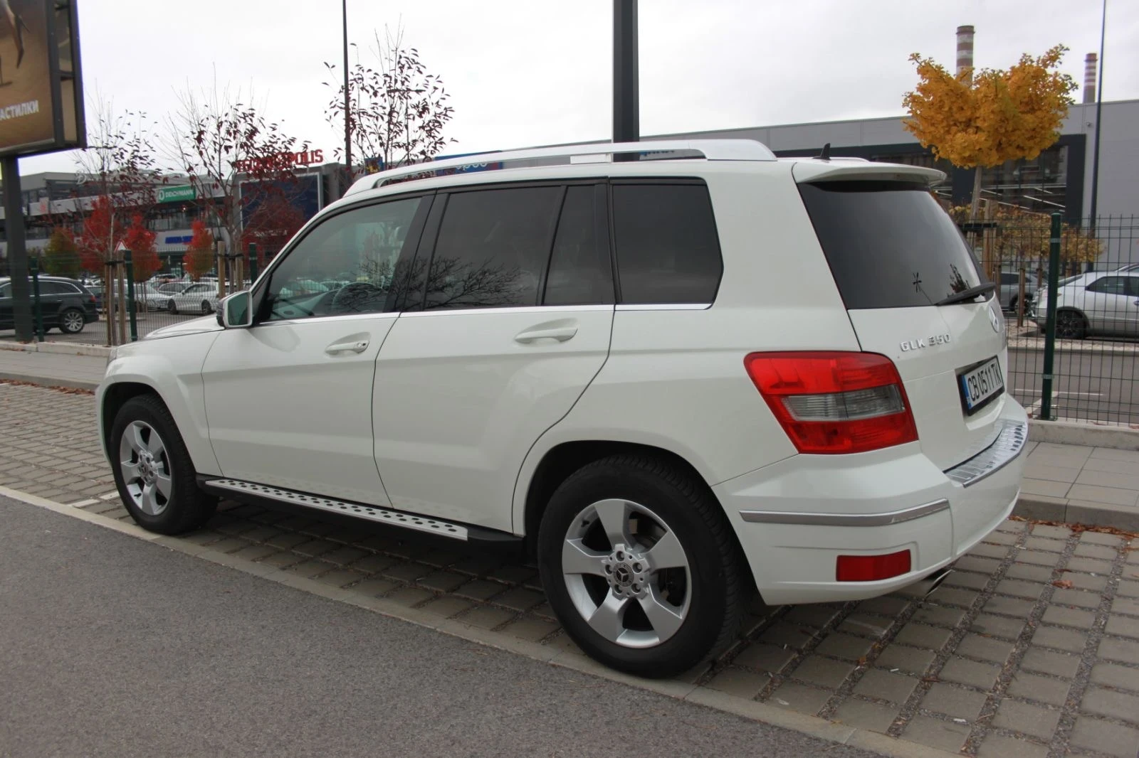 Mercedes-Benz GLK 350 4 matic, снимка 8 - Автомобили и джипове - 54826412