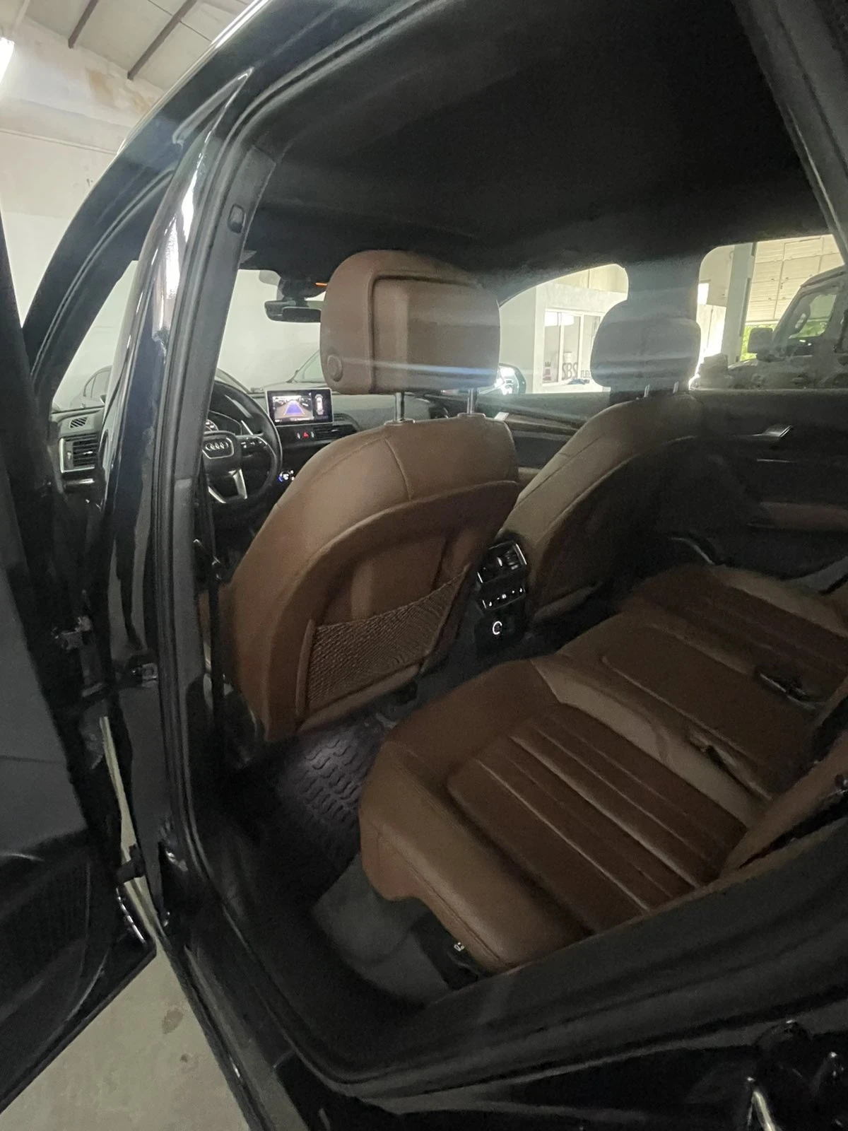 Audi Q5 B&O/Камера/панорама/Подгрев/КАТО НОВА!!!, снимка 15 - Автомобили и джипове - 55126226