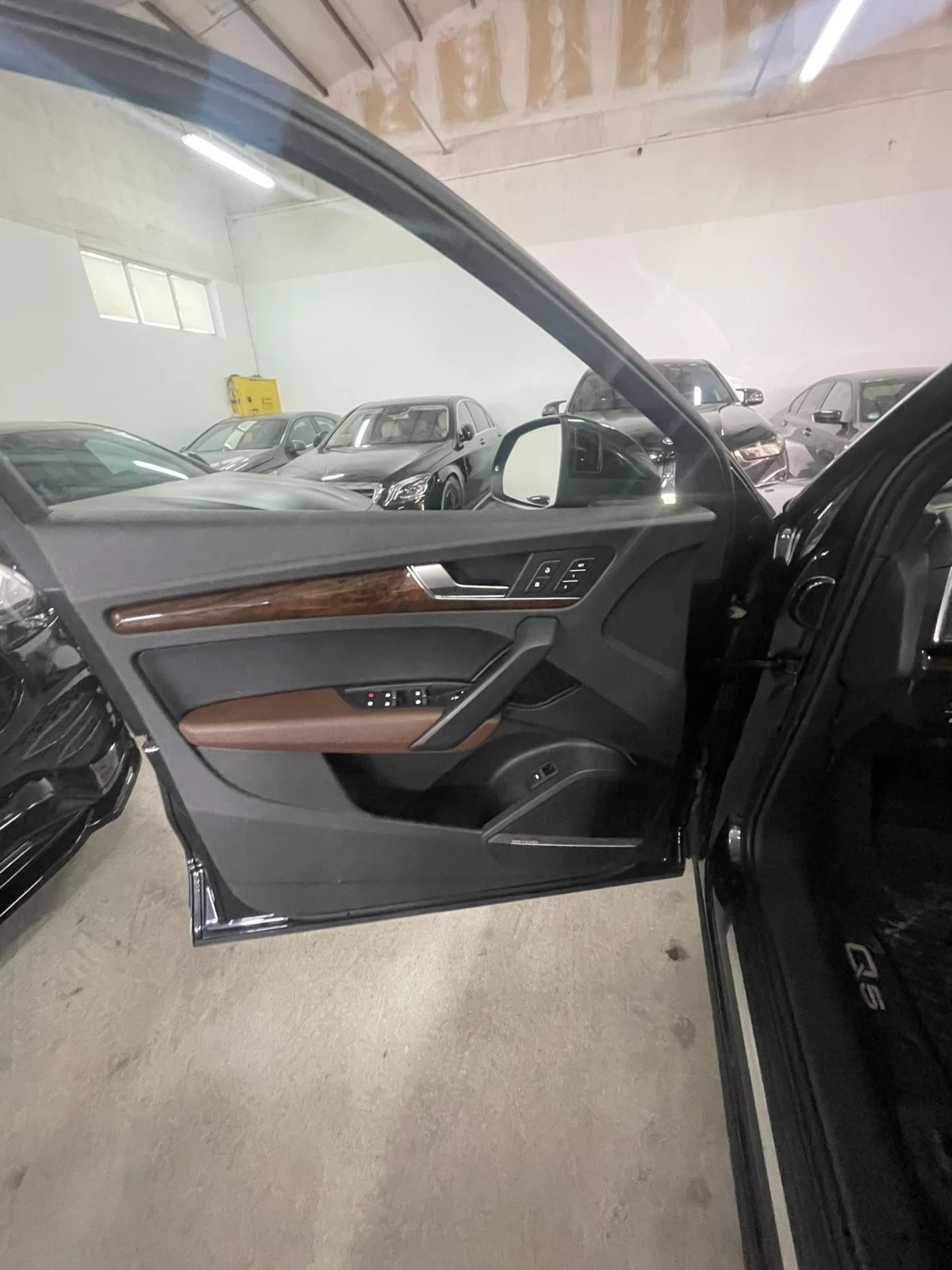 Audi Q5 B&O/Камера/панорама/Подгрев/КАТО НОВА!!!, снимка 14 - Автомобили и джипове - 55126226