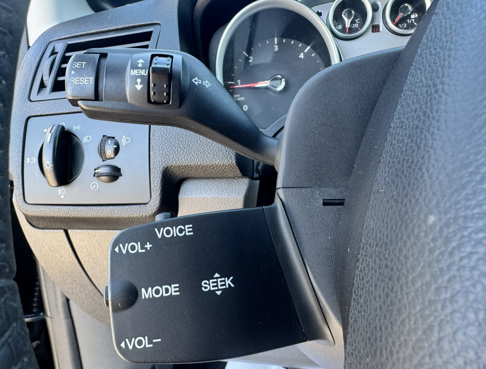 Ford Kuga 2.0TDCI 140 , снимка 9 - Автомобили и джипове - 55420569