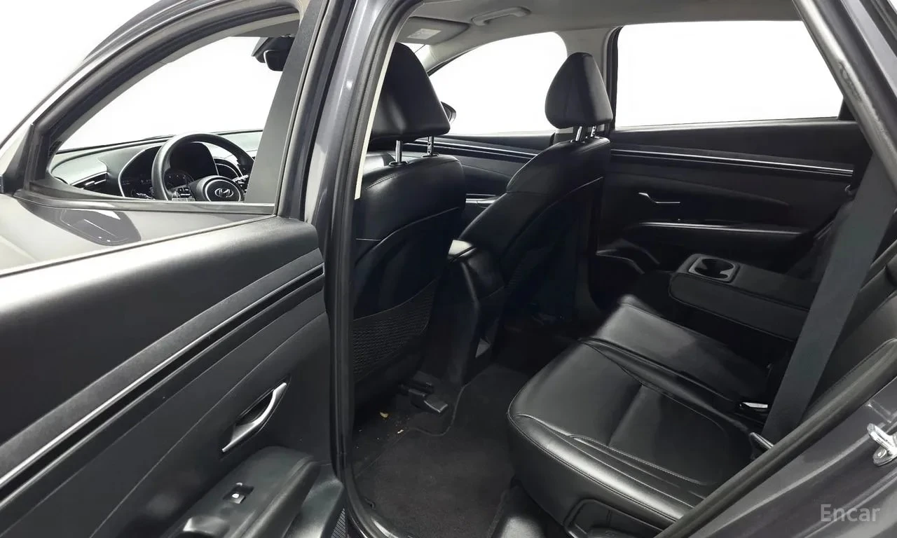 Hyundai Tucson * Diesel 2.0 2WD * ЦЕНА ДО БГ, снимка 17 - Автомобили и джипове - 55878311