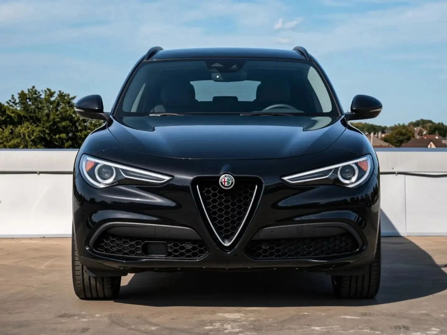 Alfa Romeo Stelvio 2018* Q4* AWD* PANO* SPORT* VULCANO* КРАЙНА ЦЕНА, снимка 2 - Автомобили и джипове - 56239396