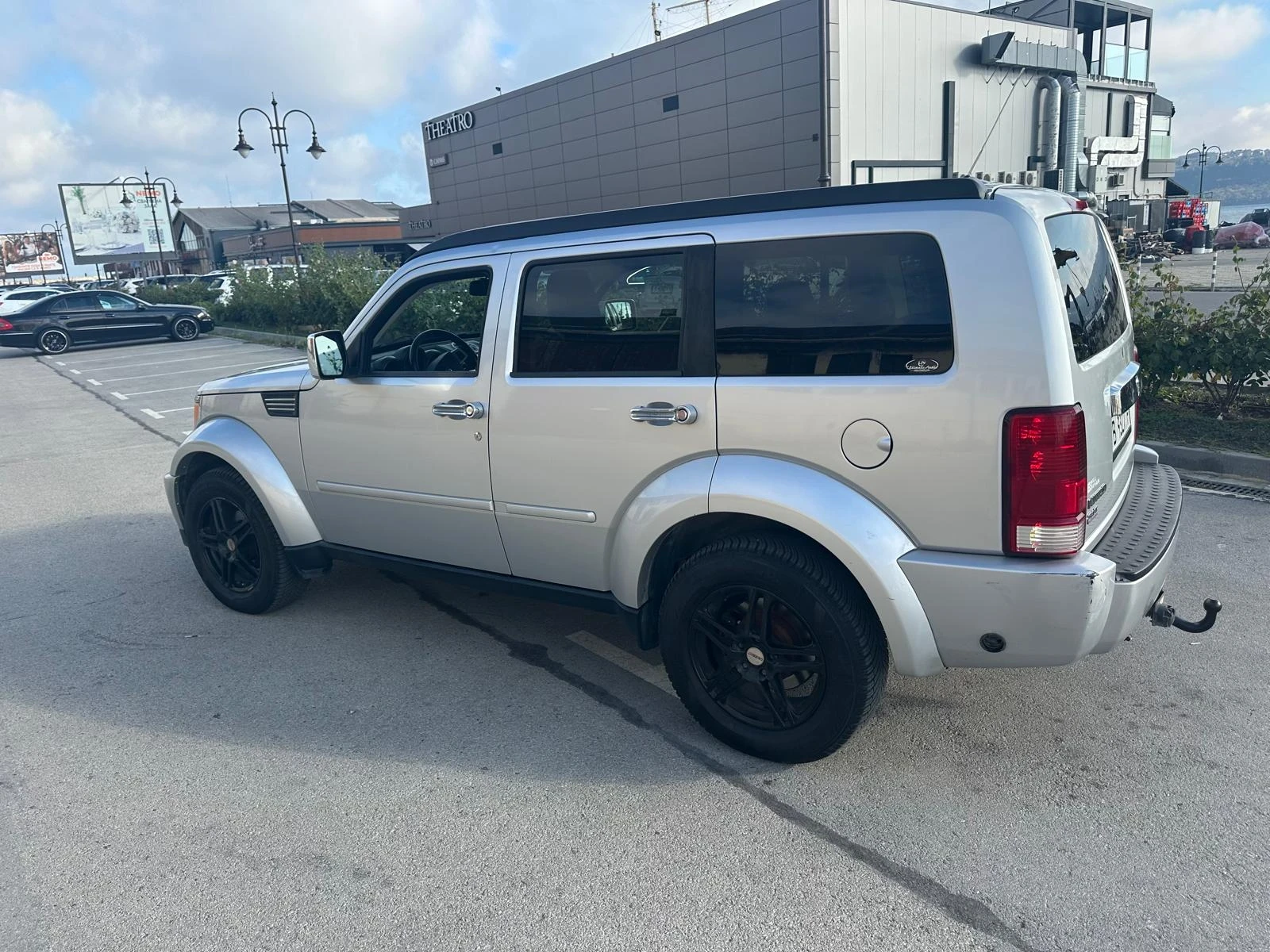 Dodge Nitro Dodge Nitro 3.7 Lpg, снимка 8 - Автомобили и джипове - 56453604