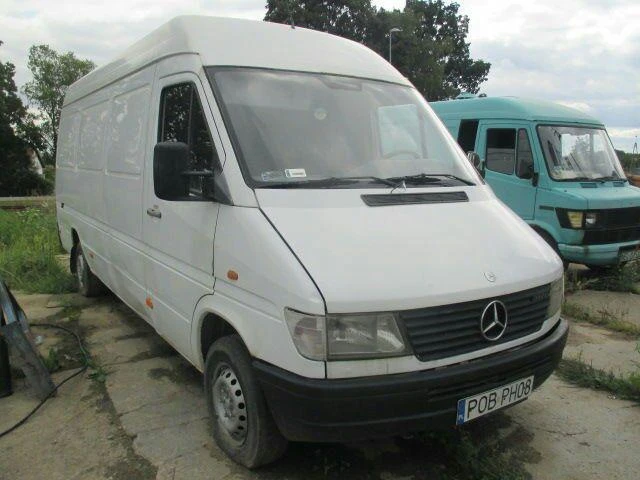 Mercedes-Benz Sprinter 312 2.9 td На Части, снимка 2 - Бусове и автобуси - 47431274