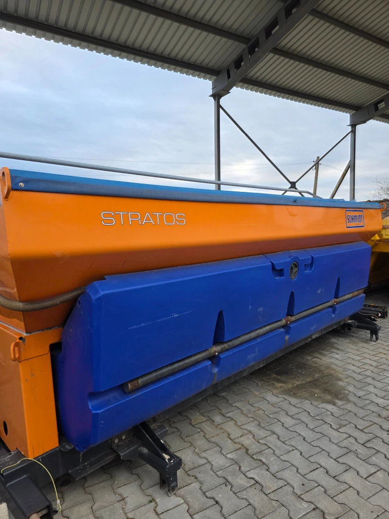 Mercedes-Benz UNIMOG Пясъкари, снимка 13 - Камиони - 53096224