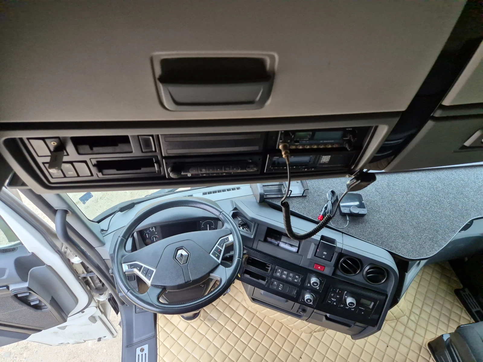 Renault T, снимка 6 - Камиони - 54741483