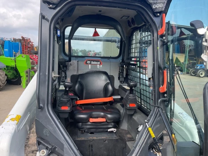 Мини челни товарачи Bobcat T66 R-Series - изображение 5