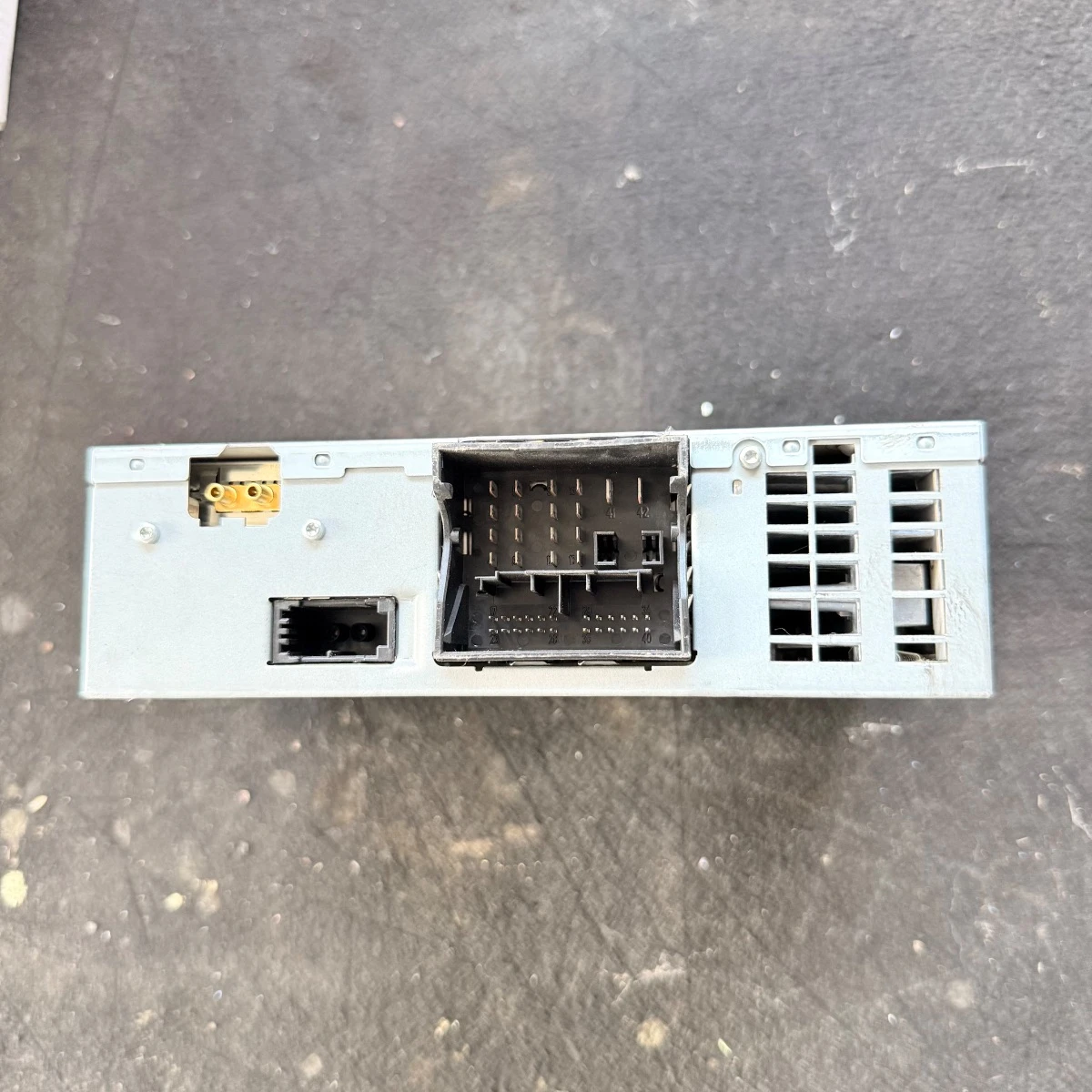 ����� ����� ����� MMI ���������� Bluetooth ����� �� Audi 4F0035056B-1200 | Mobile.bg � ����������� 1