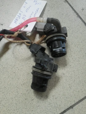 Помпа чистачки Мазда 5 2.0д