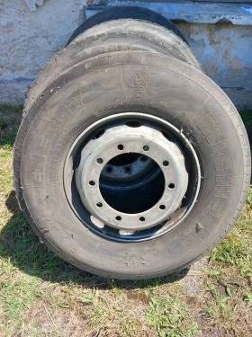        315/80R22.5