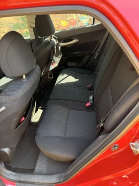 Toyota Auris, снимка 8