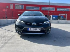 Toyota Auris D4D, снимка 2