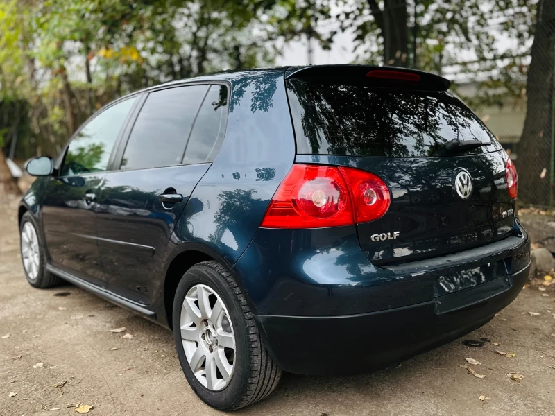 VW Golf 1.9 TDI Sportline, снимка 4 - Автомобили и джипове - 47248593