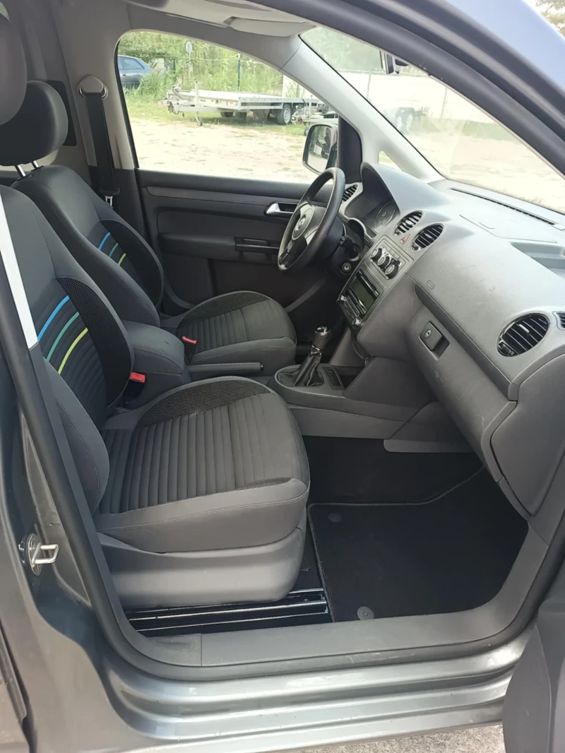 VW Caddy 2.0 TDI 4 Motion , снимка 10 - Автомобили и джипове - 52403232