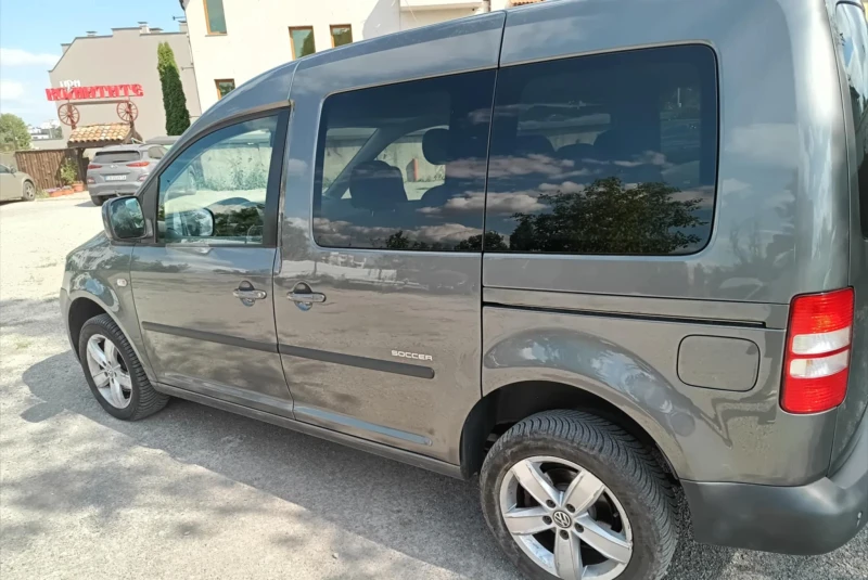VW Caddy 2.0 TDI 4 Motion , снимка 4 - Автомобили и джипове - 52403232