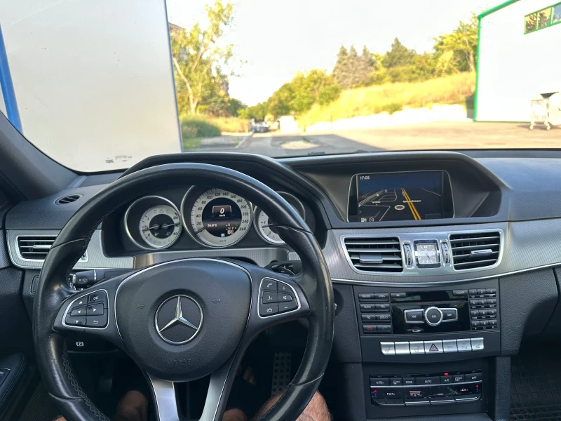 Mercedes-Benz E 350 * LED* V6* AMBIENT* ТОП ЦЕНА* НОВ ВНОС* PANO* , снимка 7 - Автомобили и джипове - 52478047