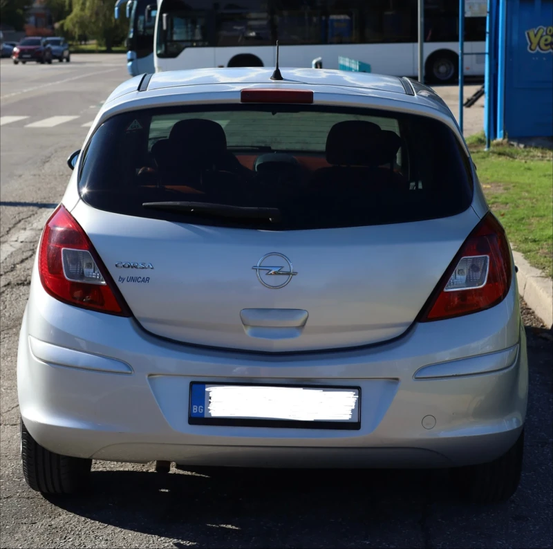 Opel Corsa 1.2i 16V ECOTEC, снимка 6 - Автомобили и джипове - 52265695
