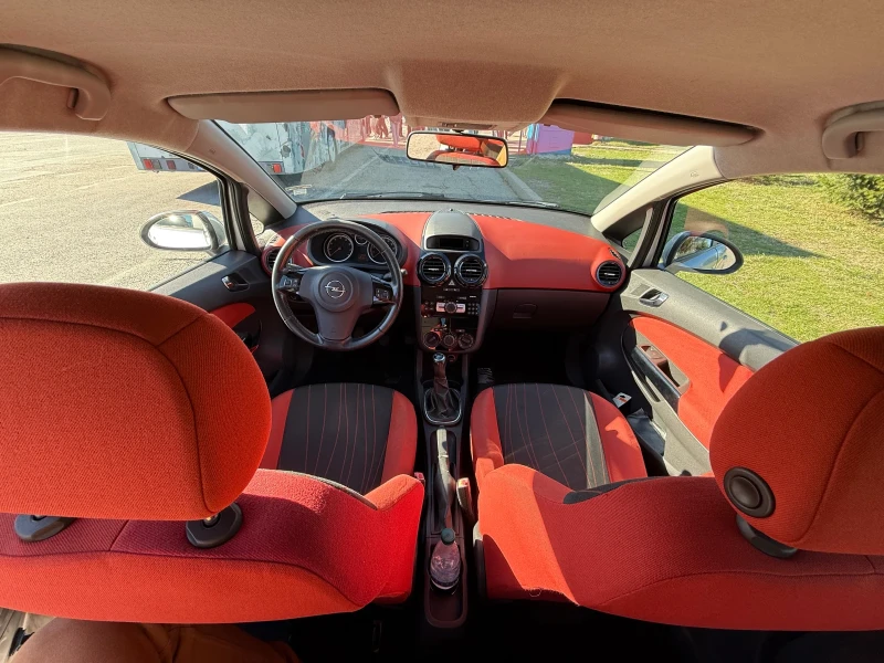 Opel Corsa 1.2i 16V ECOTEC, снимка 13 - Автомобили и джипове - 52265695