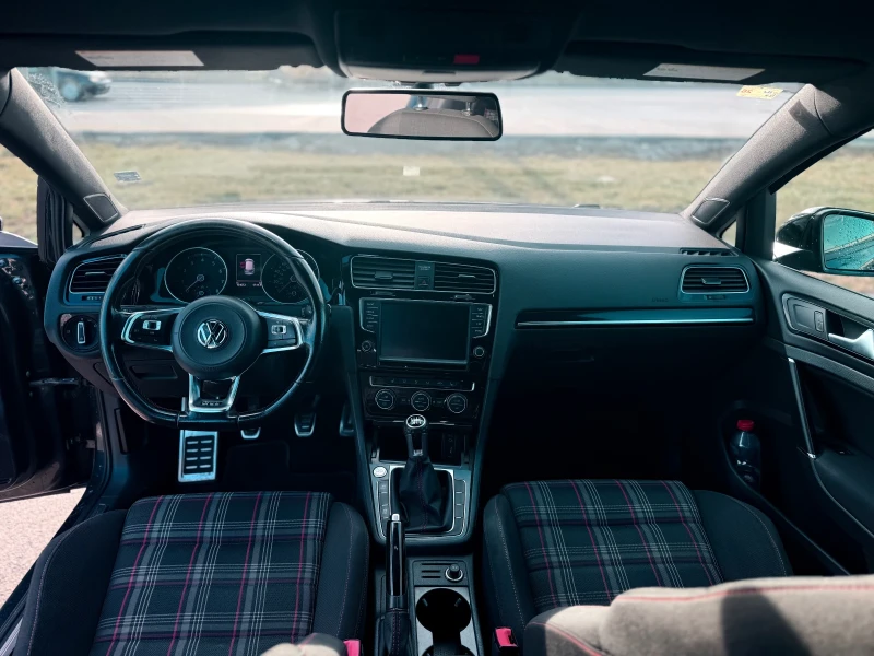 VW Golf GTI, снимка 6 - Автомобили и джипове - 53444580
