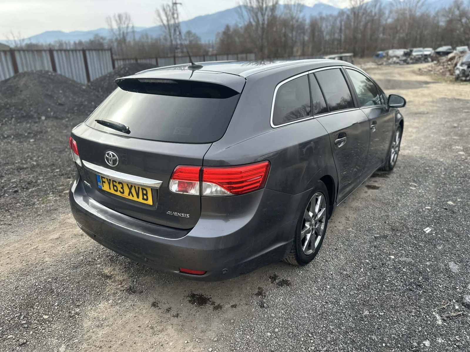 Toyota Avensis 2. 0 D-4D (124 к. с) - изображение 4