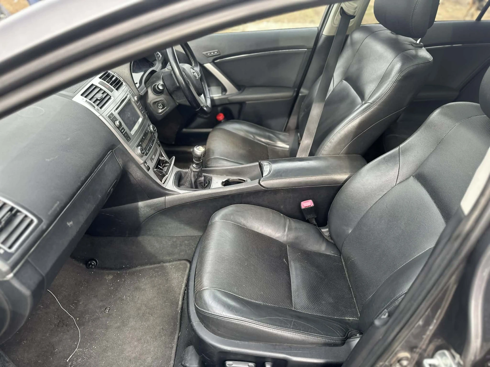 Toyota Avensis 2. 0 D-4D (124 �. �) | Mobile.bg � ����������� 11