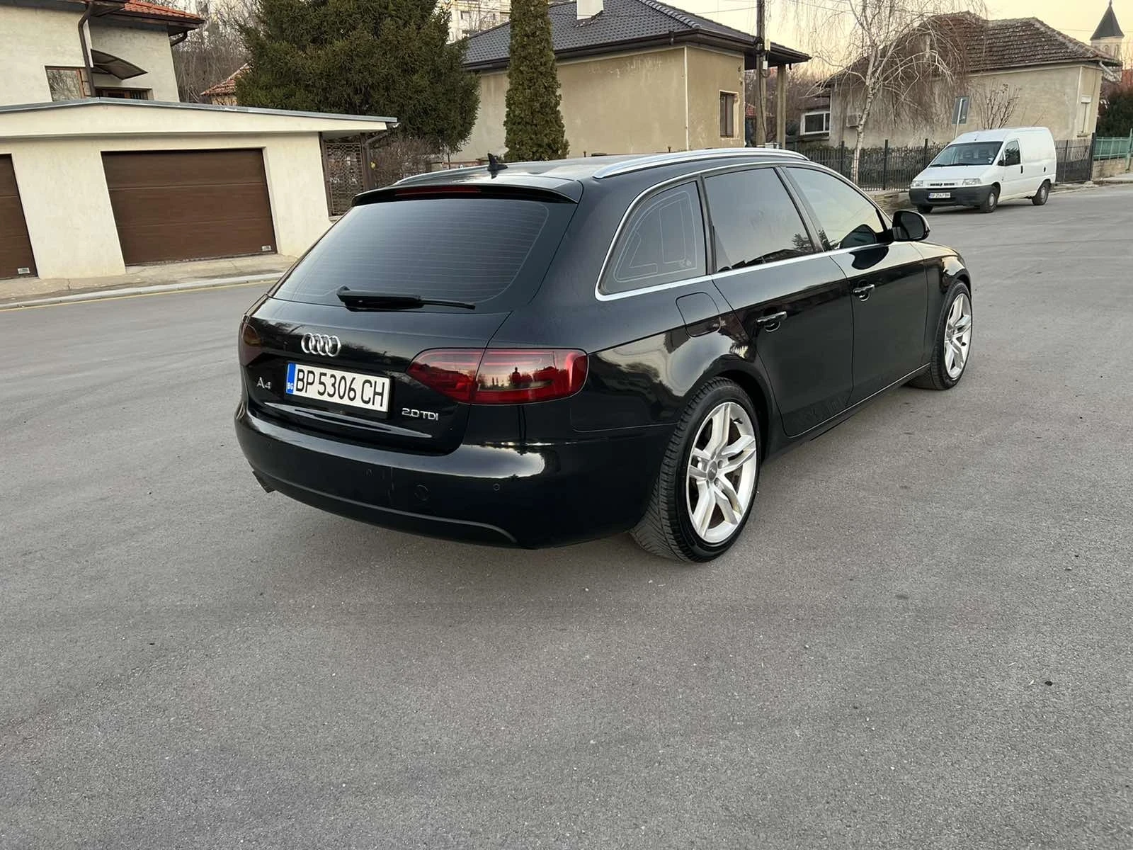 Audi A4 2.0TDI 143HP АВТОМАТИК - изображение 5