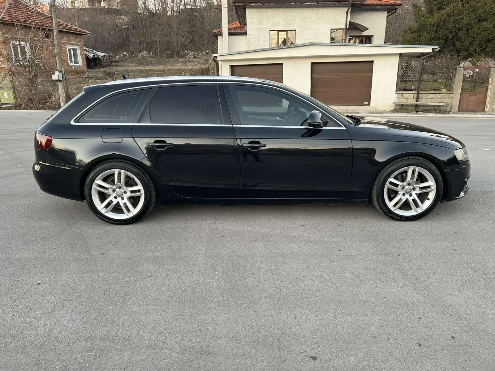 Audi A4 2.0TDI 143HP АВТОМАТИК - изображение 4