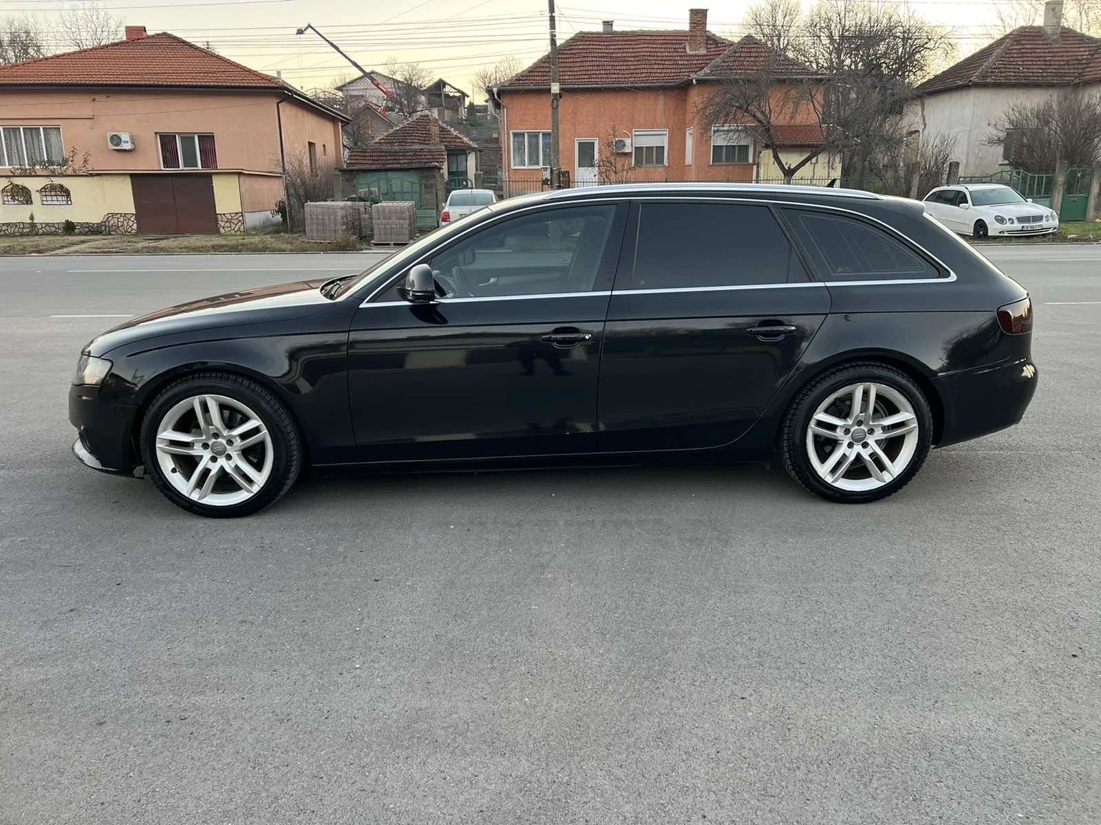 Audi A4 2.0TDI 143HP АВТОМАТИК - изображение 8