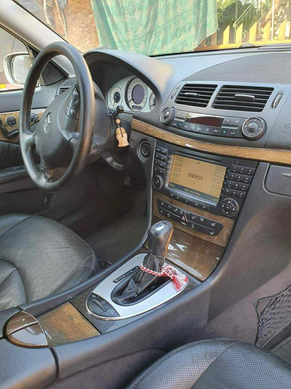 Mercedes-Benz E 320 Авангард - изображение 10