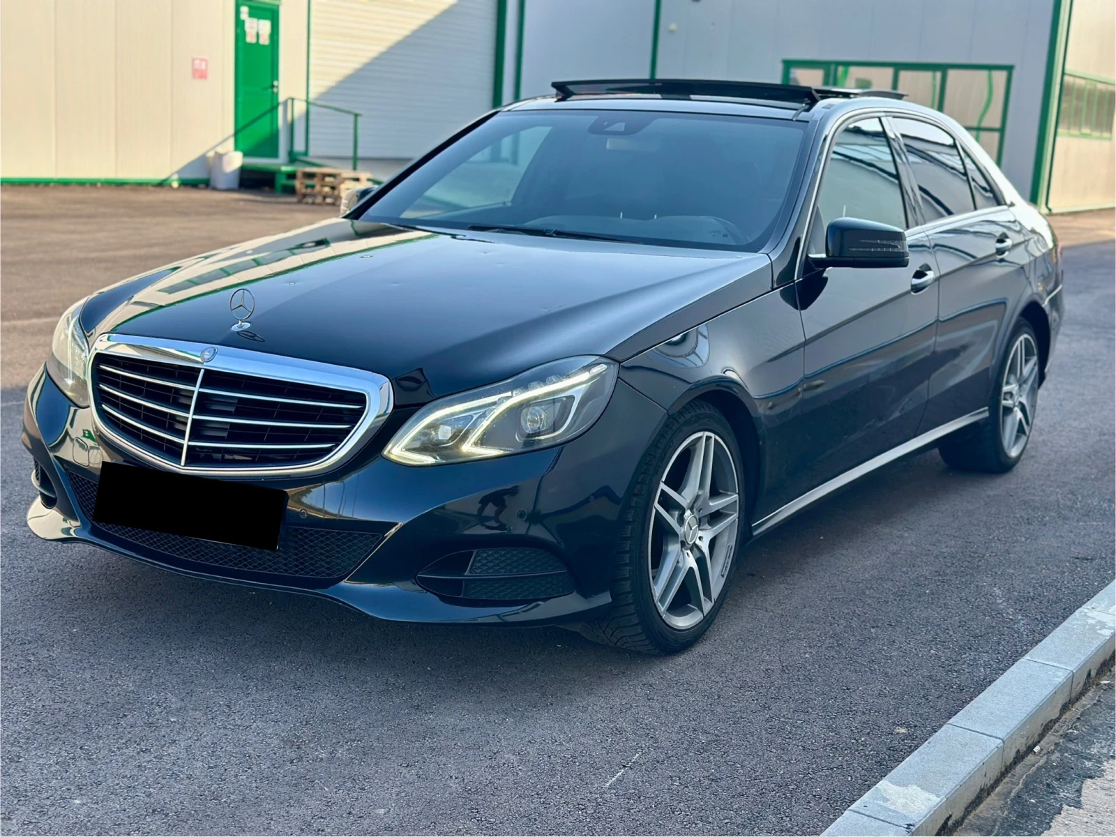Mercedes-Benz E 350 * LED* V6* AMBIENT* ТОП ЦЕНА* НОВ ВНОС* PANO*  - изображение 3
