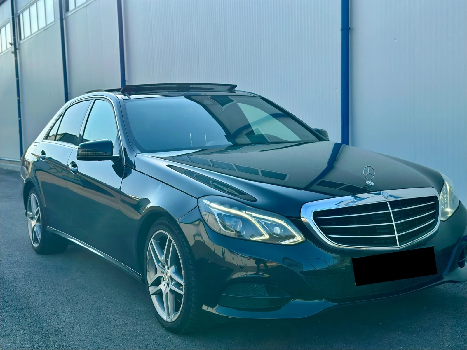 Mercedes-Benz E 350 * LED* V6* AMBIENT* ТОП ЦЕНА* НОВ ВНОС* PANO*  - изображение 2