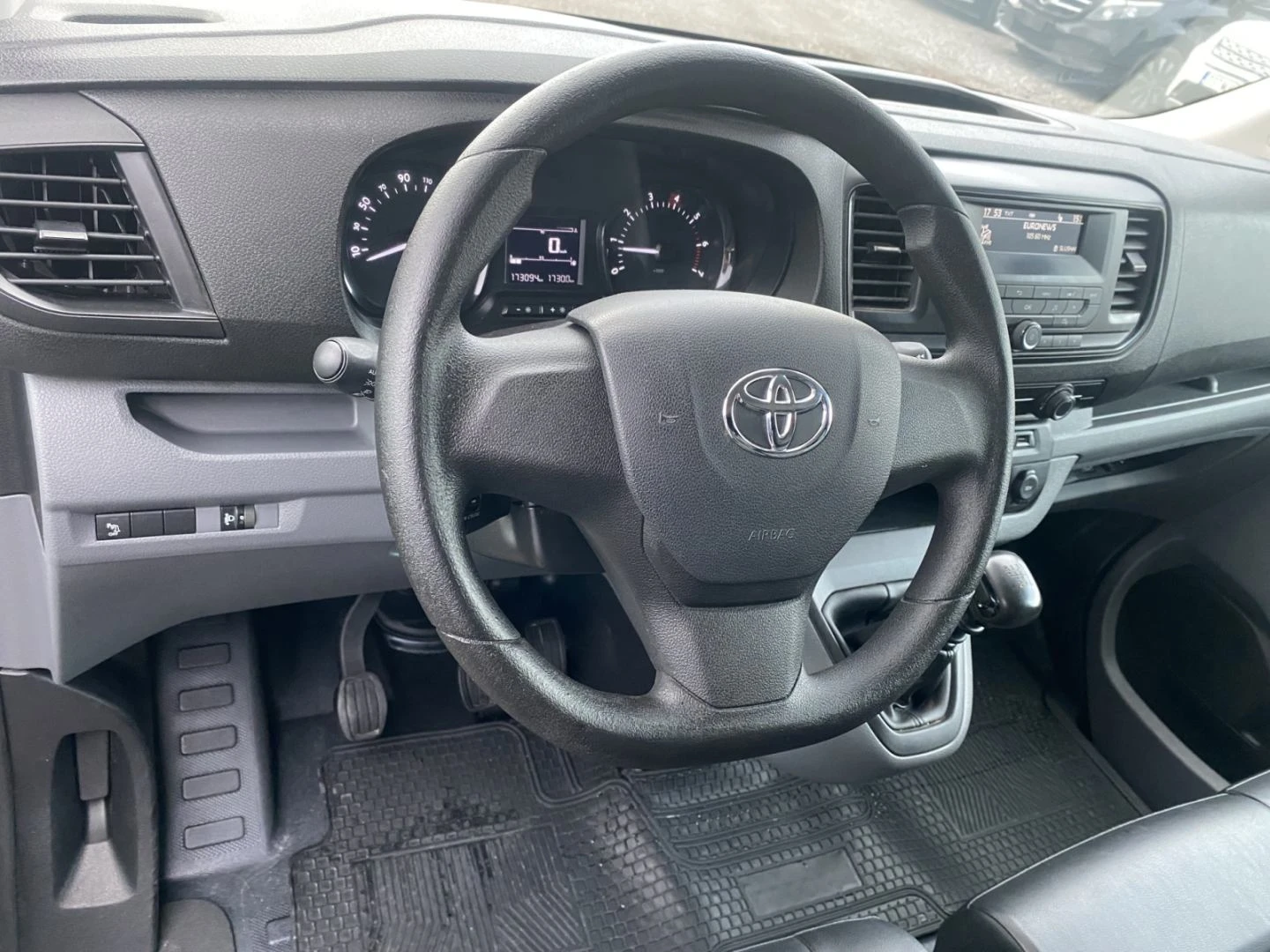 Toyota Proace City 2.0d 122k.с. ITALY Перфектен - изображение 7