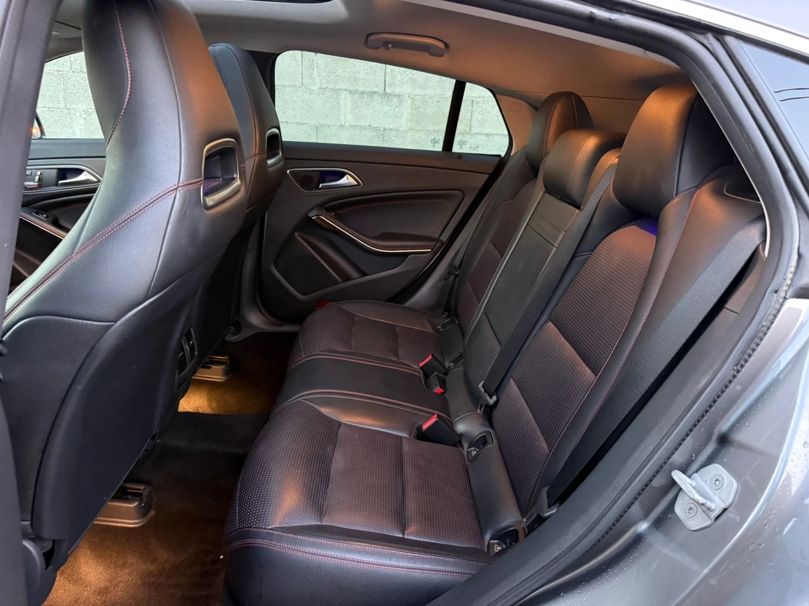 Mercedes-Benz CLA 200 SW Automatic Premium, снимка 11 - Автомобили и джипове - 53816732