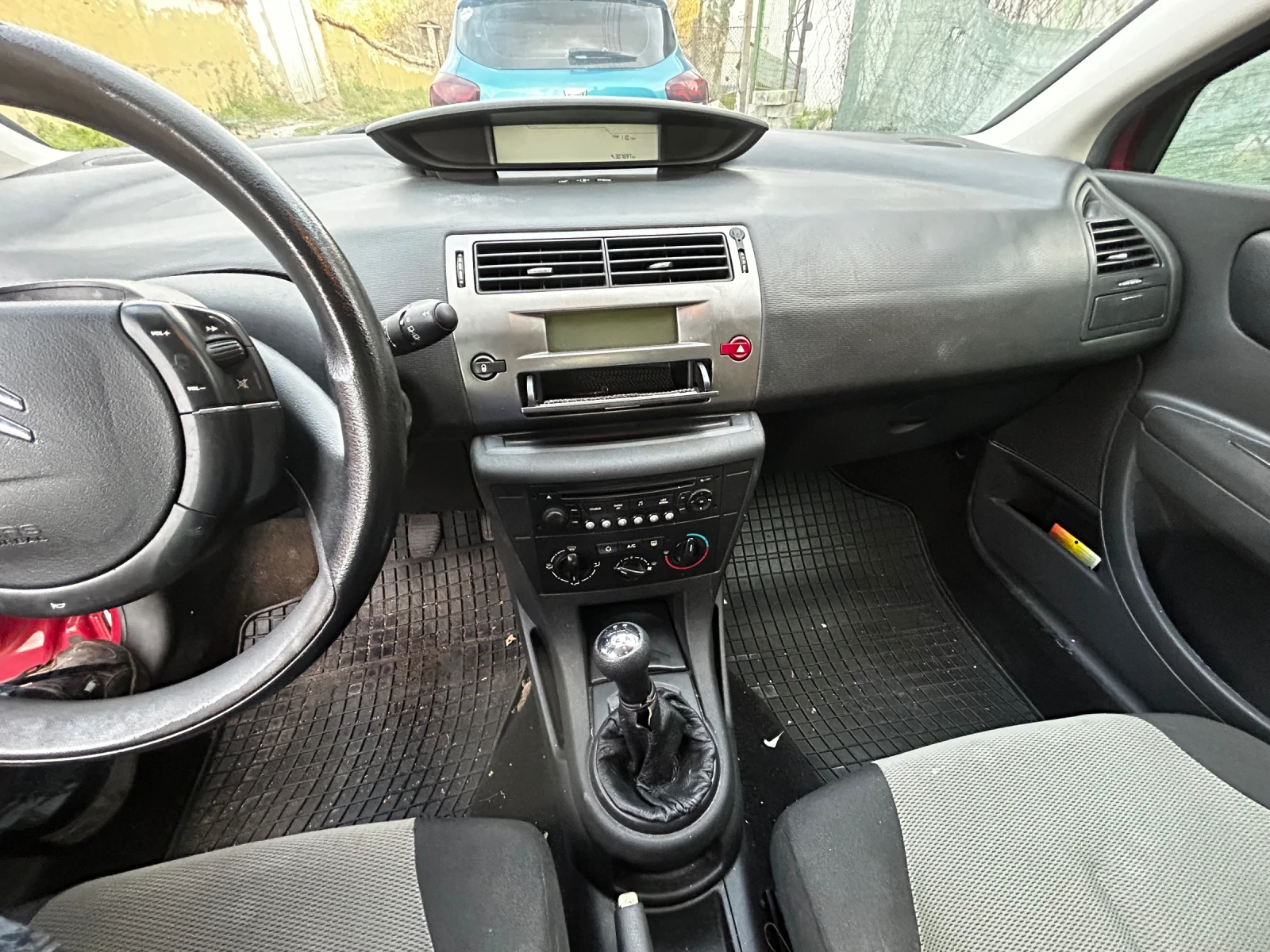Citroen C4 1.6 газ/бензин, снимка 3 - Автомобили и джипове - 54290482