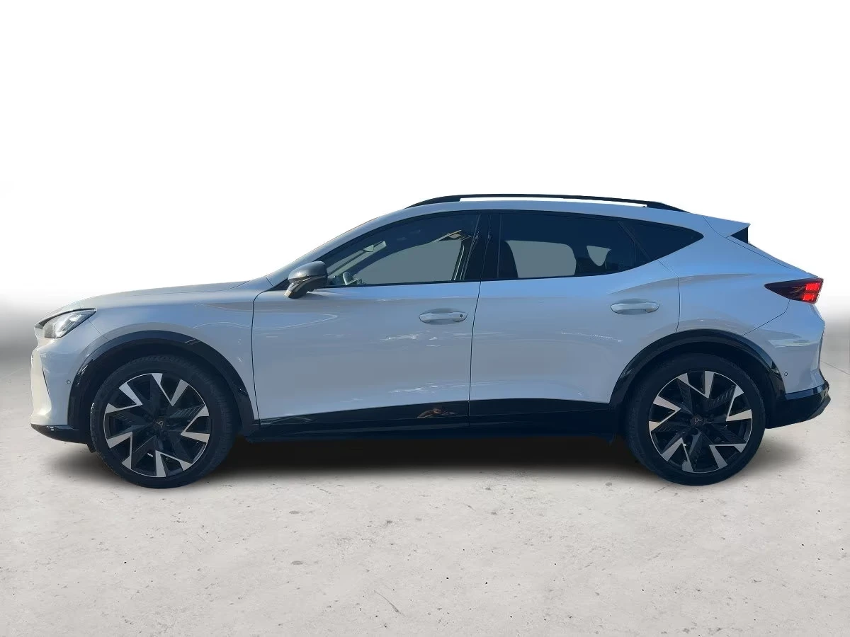 Cupra Formentor VZ* PANO* MEMORY* 360CAM* DISTR* , снимка 5 - Автомобили и джипове - 54455046