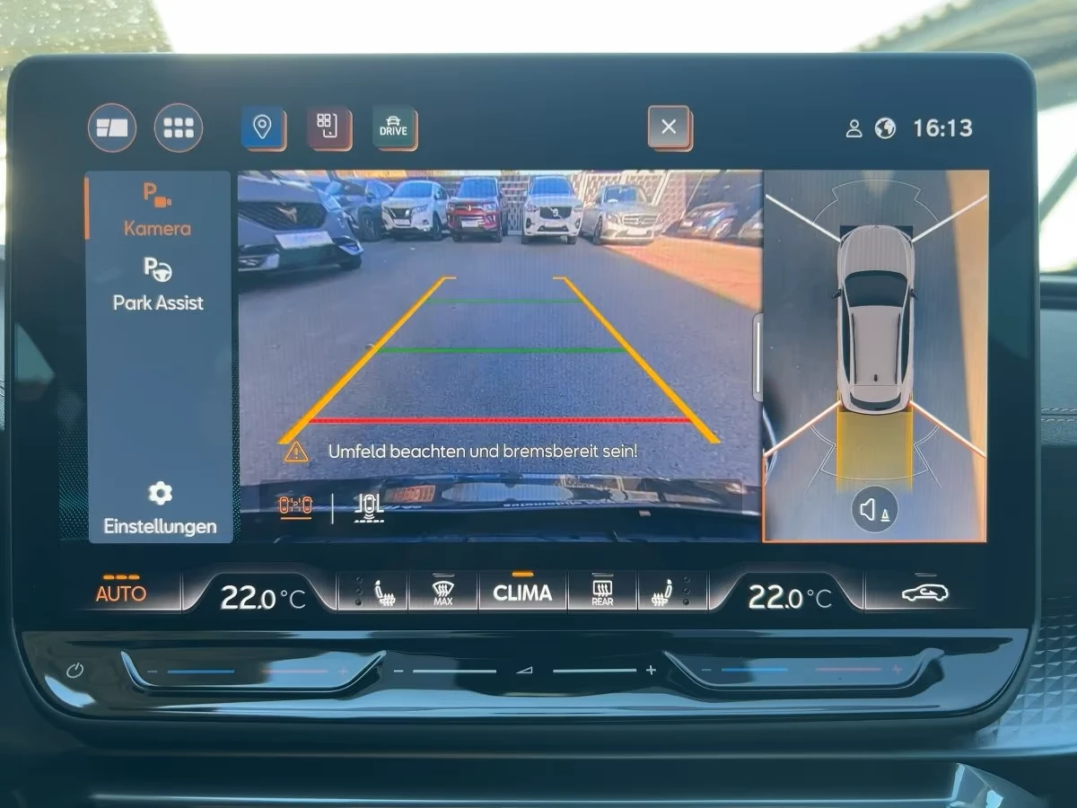 Cupra Formentor VZ* PANO* MEMORY* 360CAM* DISTR* , снимка 10 - Автомобили и джипове - 54455046