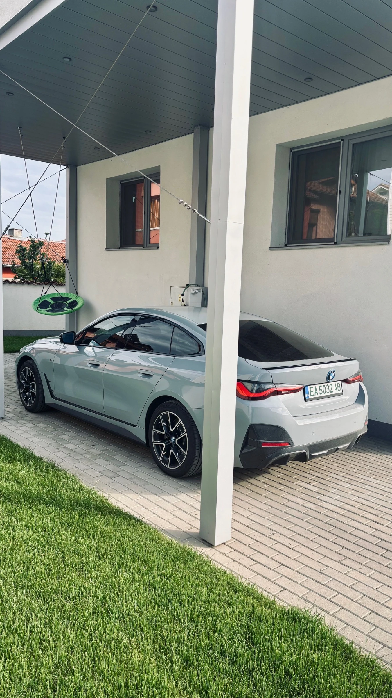 BMW i4 eDrive 40 Mpaket, снимка 2 - Автомобили и джипове - 54458550