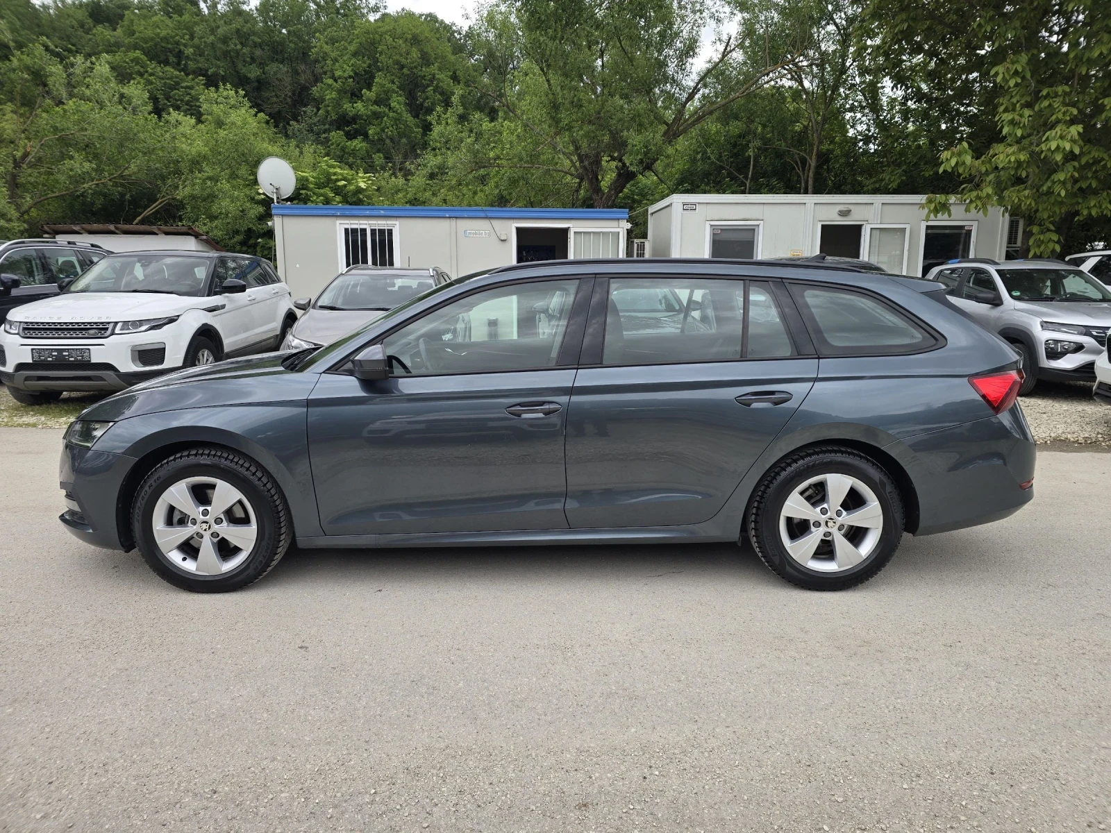 Skoda Octavia 2.0TDI 150к.с Exclusive Топ състояние , снимка 7 - Автомобили и джипове - 54519495