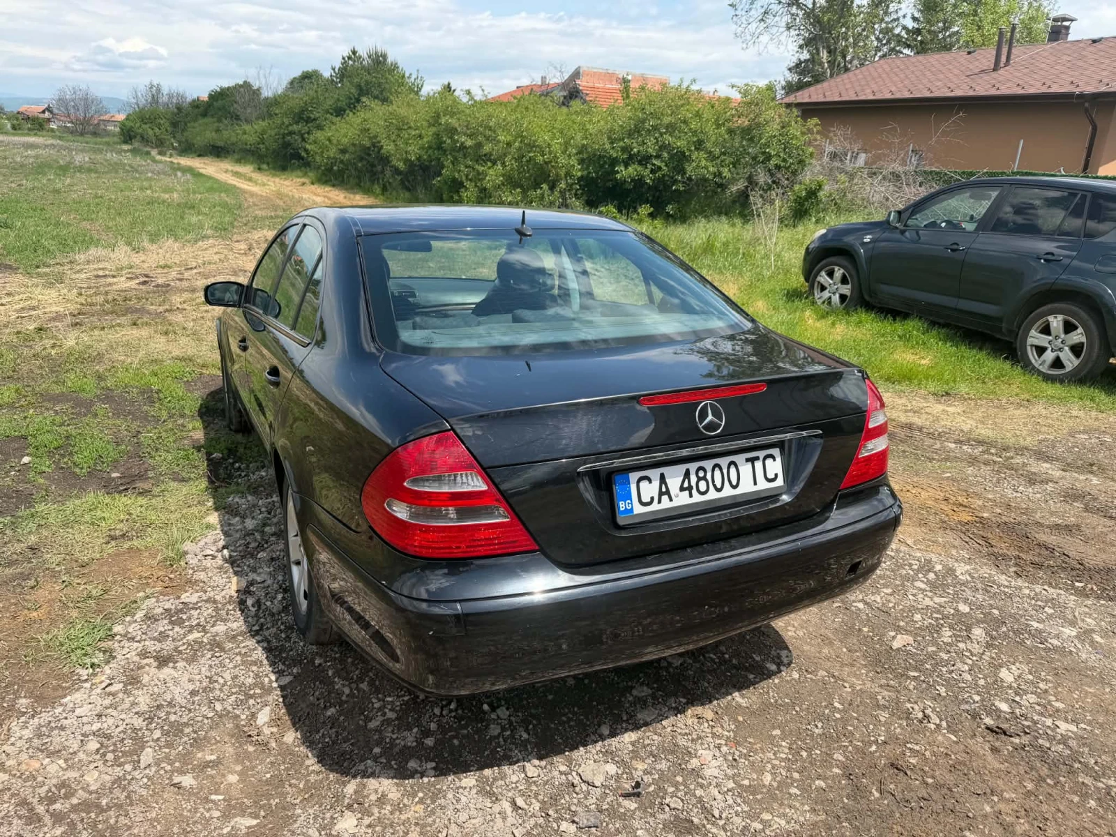 Mercedes-Benz E 270, снимка 4 - Автомобили и джипове - 54573578