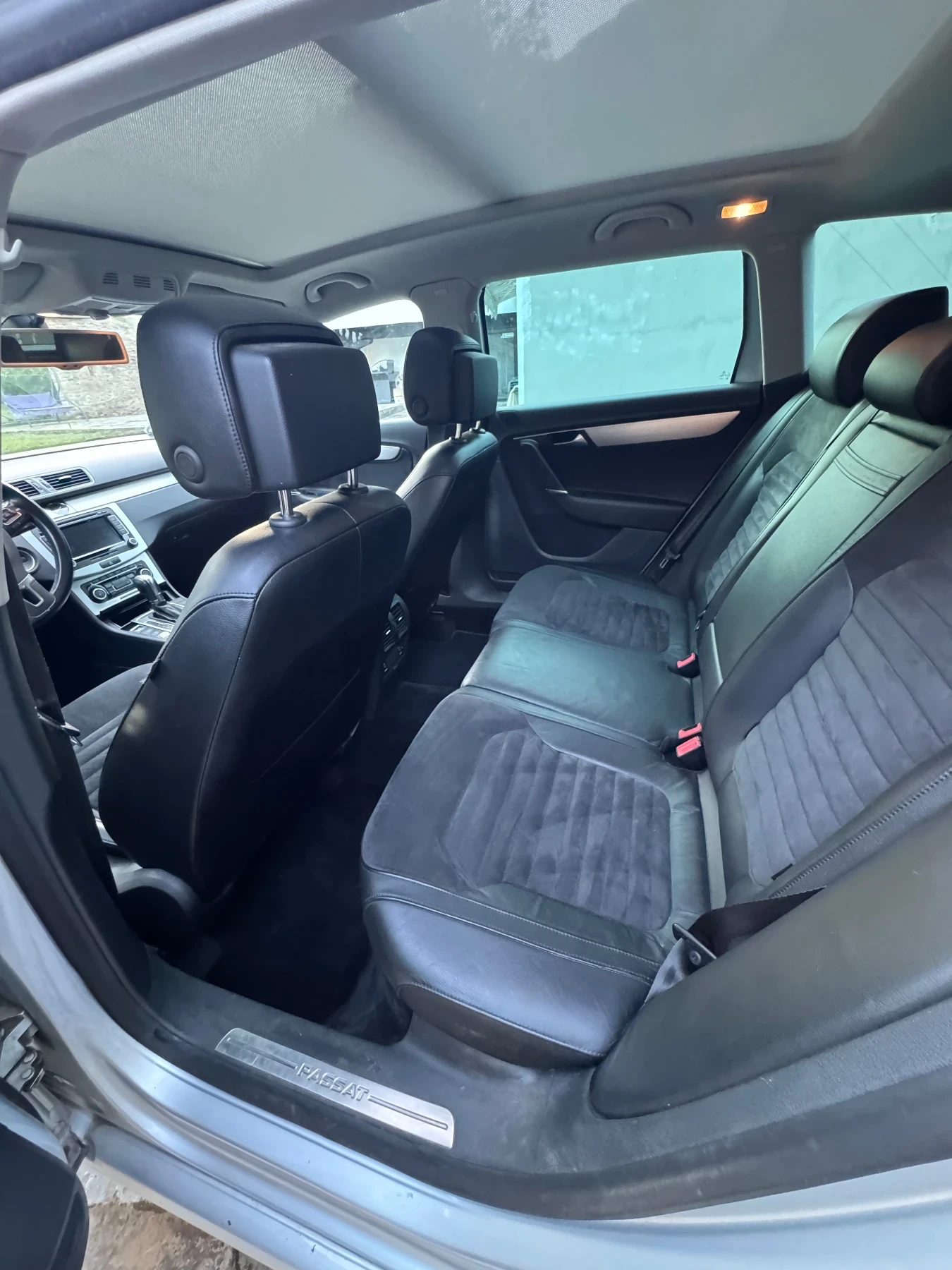 VW Passat 2.0 TDI HIGHLINE / ГАРАНЦИЯ! , снимка 8 - Автомобили и джипове - 54694647