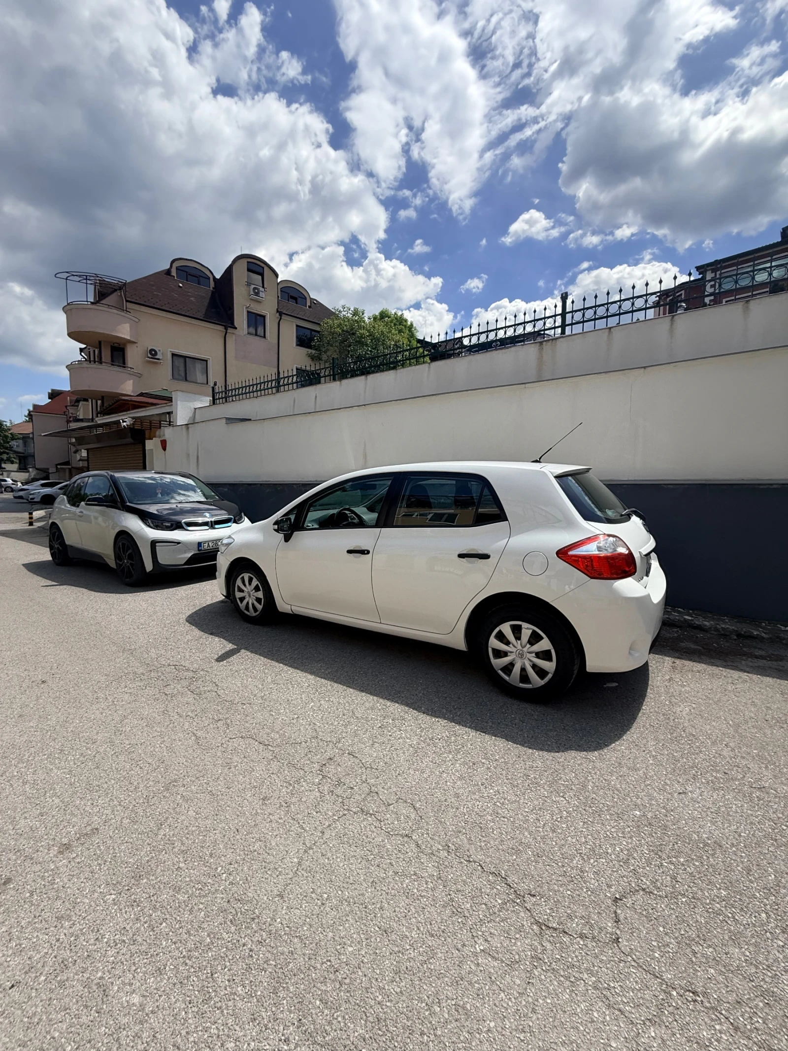 Toyota Auris, снимка 7 - Автомобили и джипове - 54888571