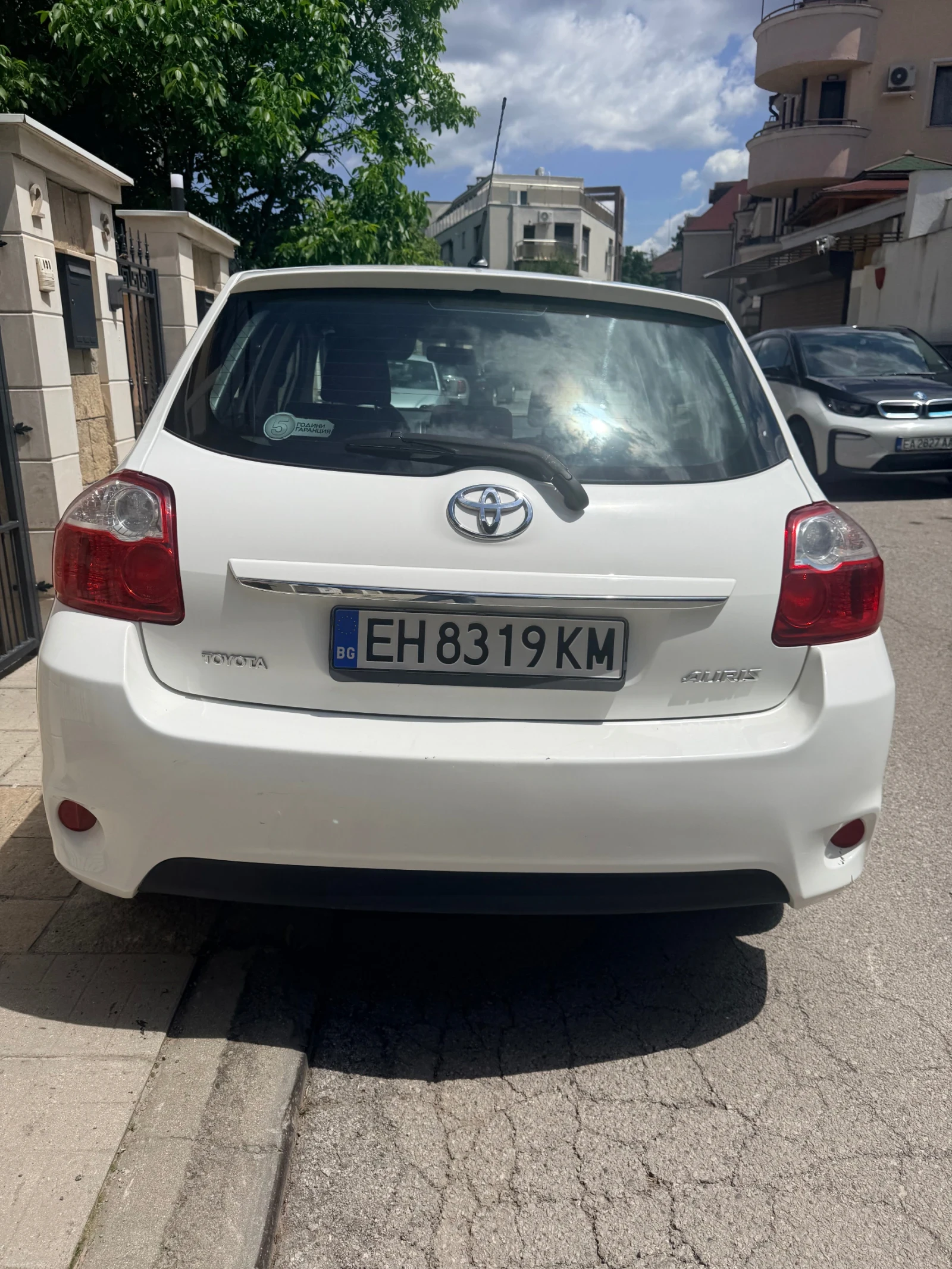Toyota Auris, снимка 5 - Автомобили и джипове - 54888571