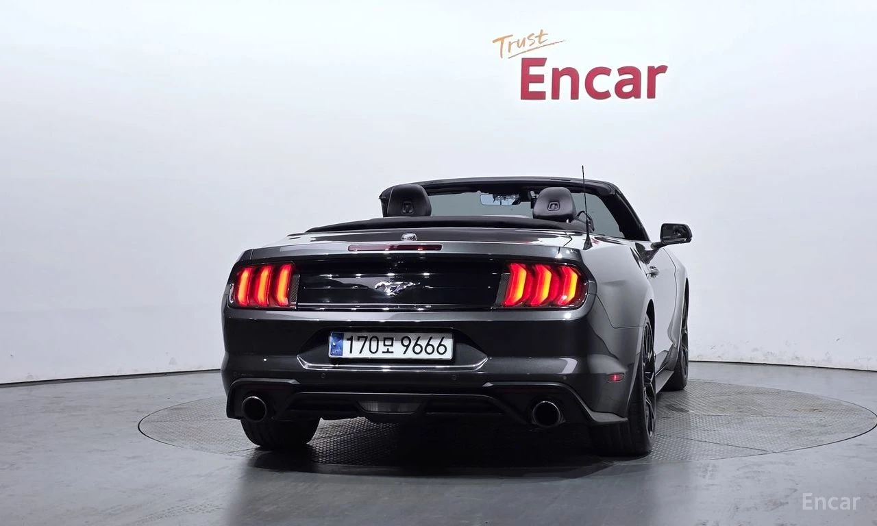 Ford Mustang 2.3 Eco Boost FACE* КОЖА* NAVI* ПОДГРЕВ* ОБДУХВАНЕ, снимка 4 - Автомобили и джипове - 54923500