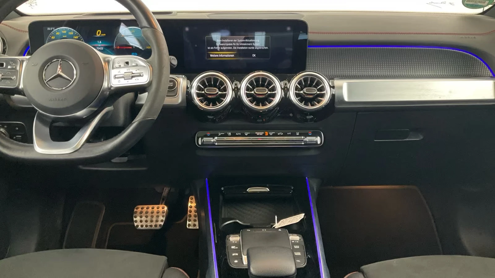 Mercedes-Benz EQB 300/228HP/4MATIC/AMG/360/PANO/NIGHT/KLESS/ACC/490z, снимка 10 - Автомобили и джипове - 54931838