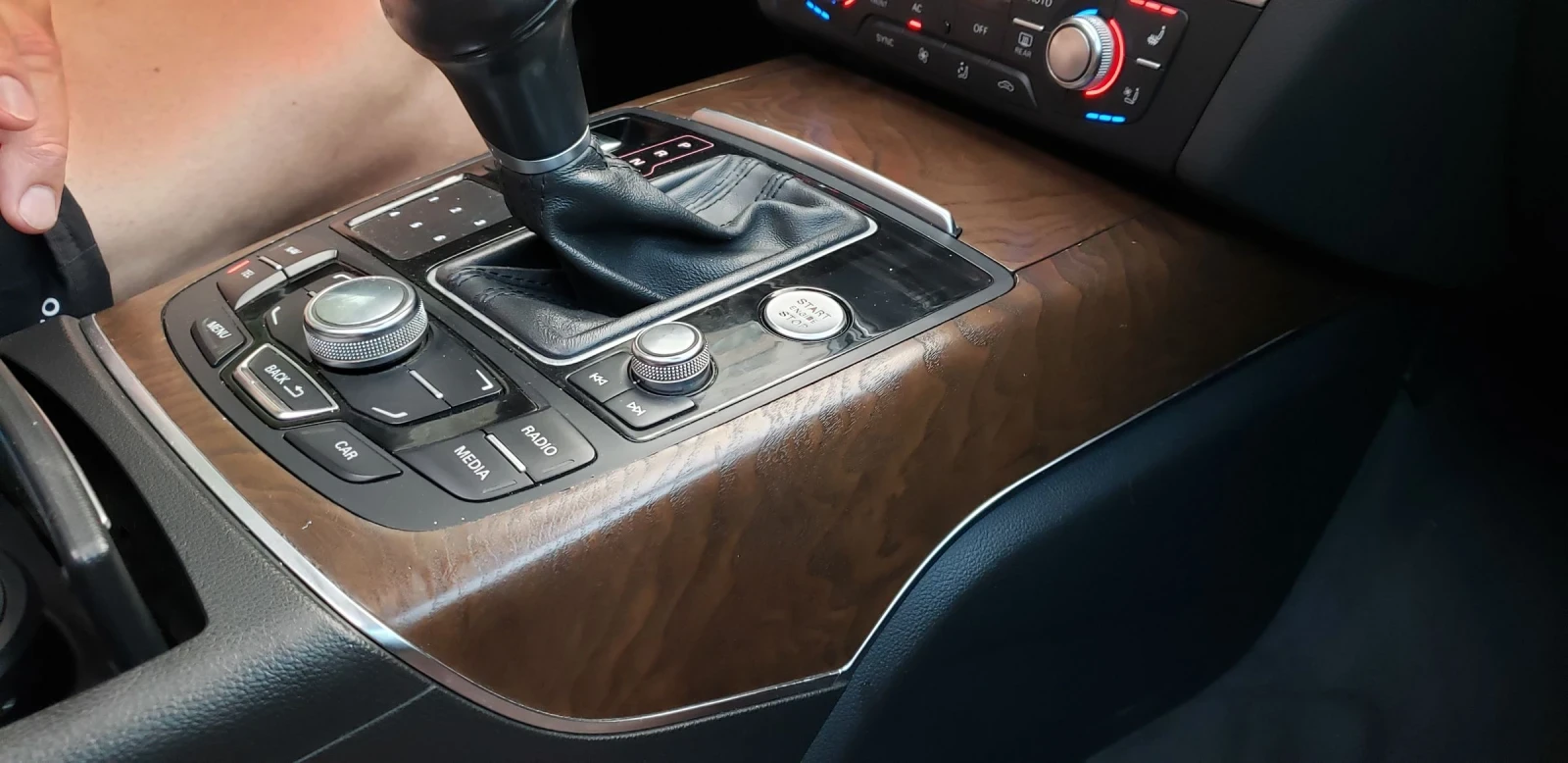 Audi A6, снимка 10 - Автомобили и джипове - 55000669