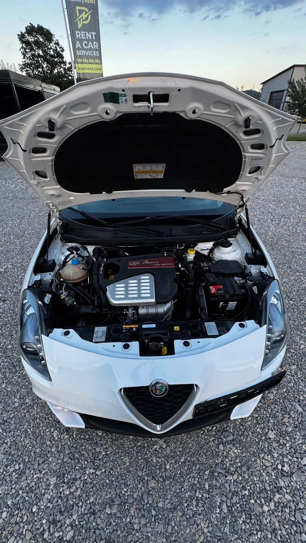 Alfa Romeo Giulietta 1.4 T GPL ИТАЛИЯ 2017 , снимка 15 - Автомобили и джипове - 55245454