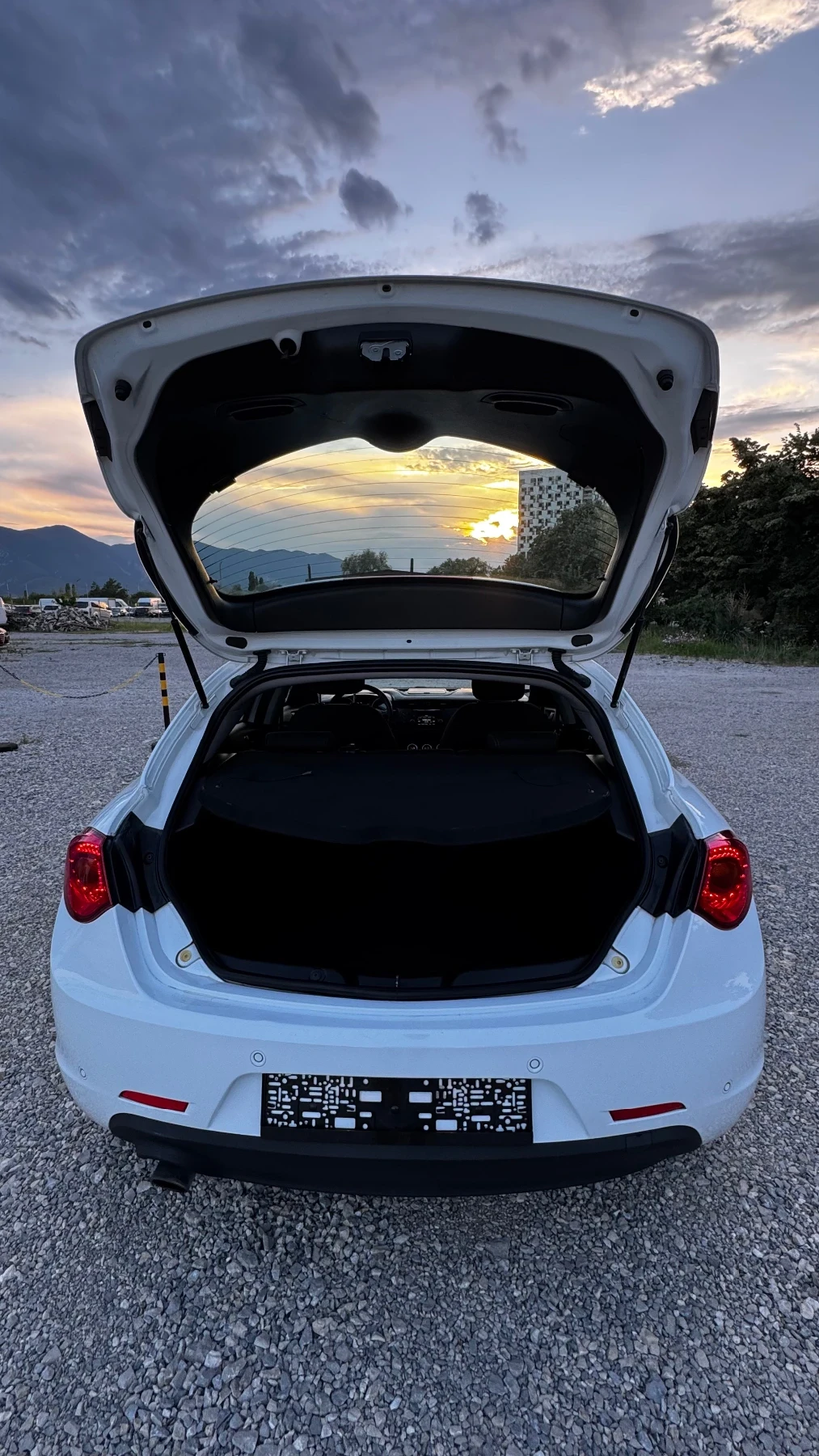 Alfa Romeo Giulietta 1.4 T GPL ИТАЛИЯ 2017 , снимка 14 - Автомобили и джипове - 55245454