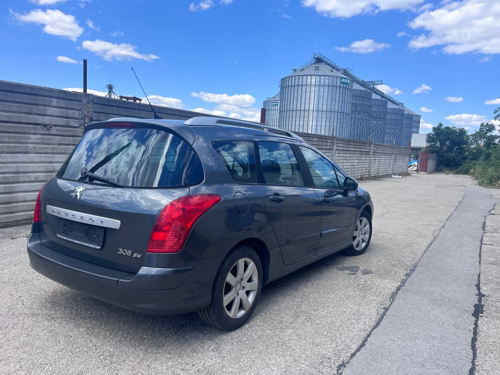 Peugeot 308 1.6 HDI ИТАЛИЯ, снимка 4 - Автомобили и джипове - 55255658