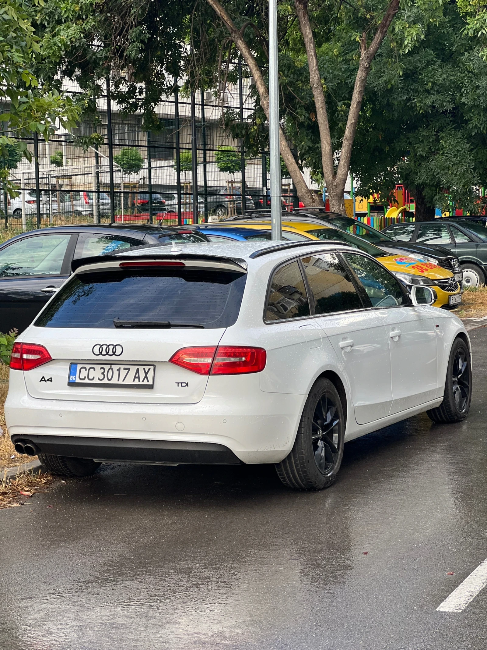 Audi A4, снимка 2 - Автомобили и джипове - 55385506